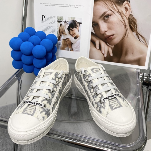 Streetwear Fashion Women Luxury Sneakers