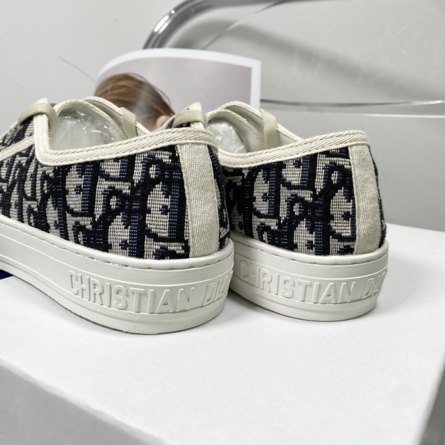 Streetwear Fashion Women Luxury Sneakers