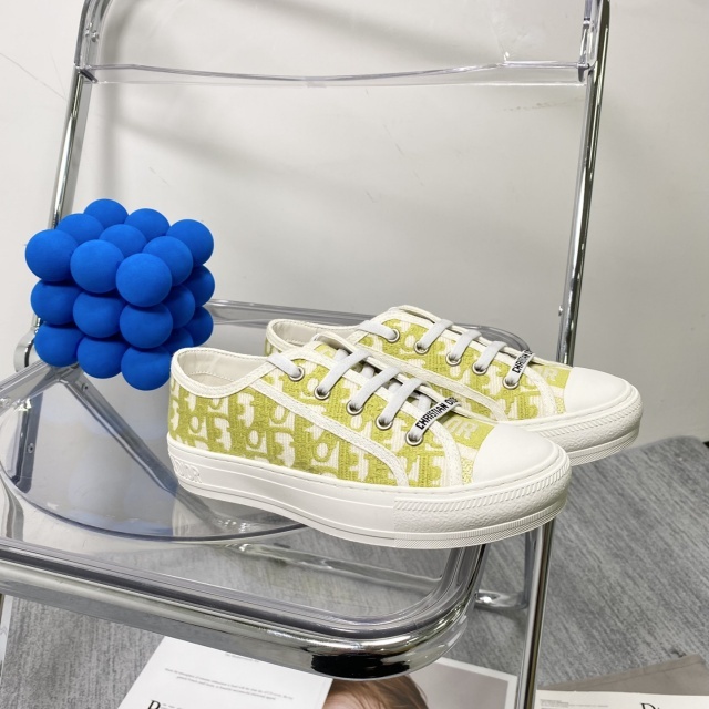 Streetwear Fashion Women Luxury Sneakers