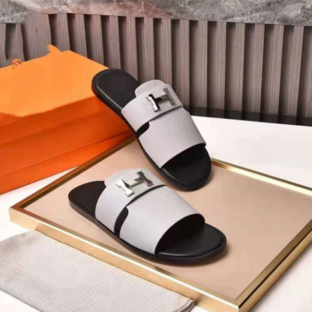 Metal Logo Luxury Fashion Men Slipper
