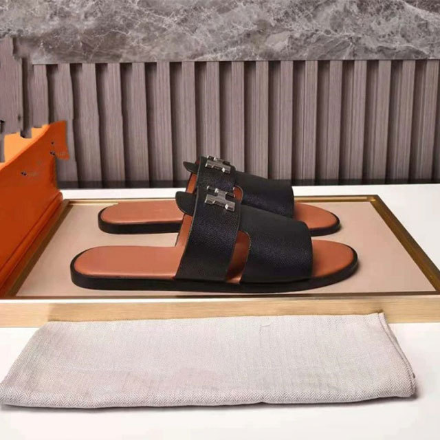 Metal Logo Luxury Fashion Men Slipper