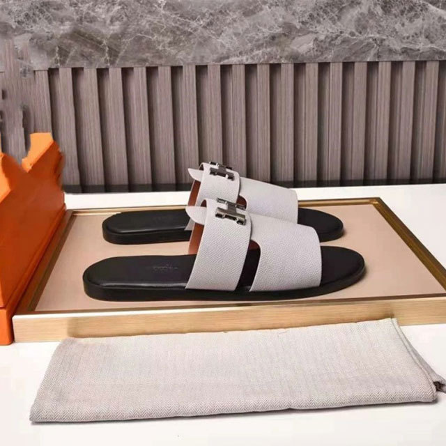 Metal Logo Luxury Fashion Men Slipper