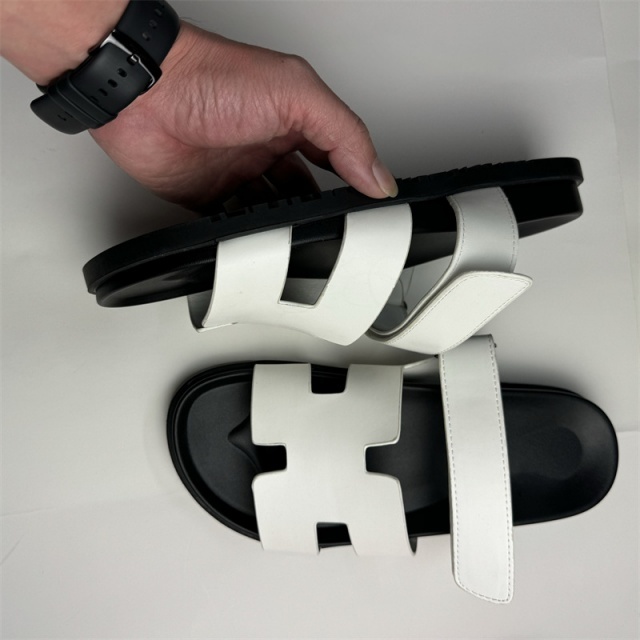 Luxury Fashion Men Velcro Flat Sandals
