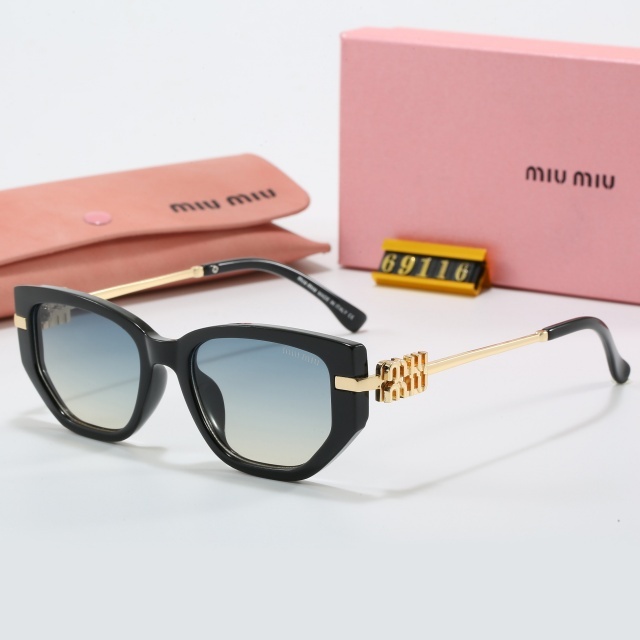 Full Frame Vintage Style Luxury Glasses