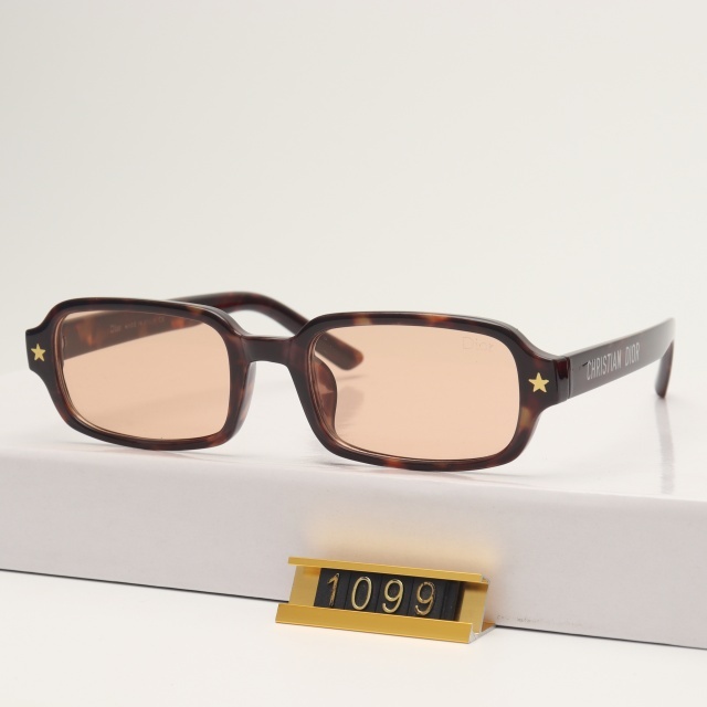 Retanglar Frame Luxury Glasses