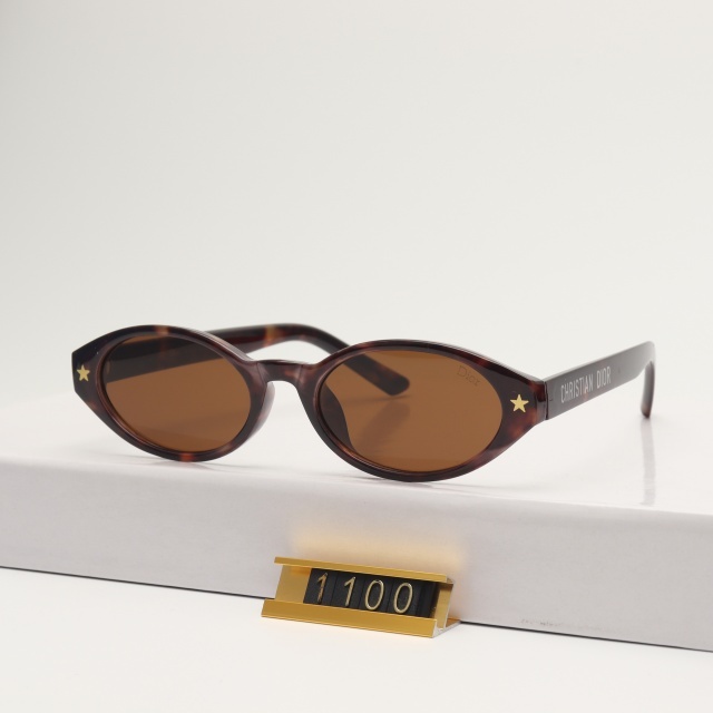 Classic Style Oval Frame Luxury Glasses