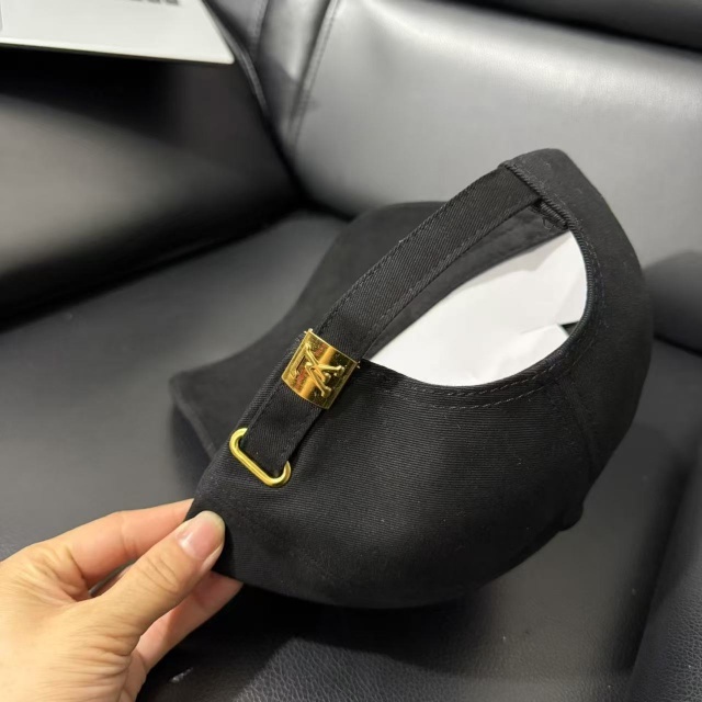 Luxury Fashion Embroidery Unisex Baseball Caps