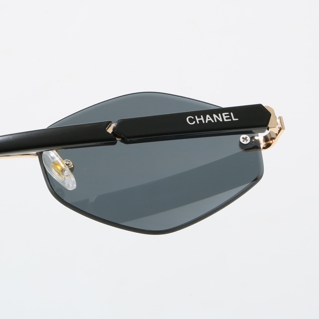 Small Diamond Frameless Luxury Glasses