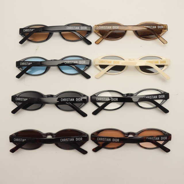 Classic Style Oval Frame Luxury Glasses