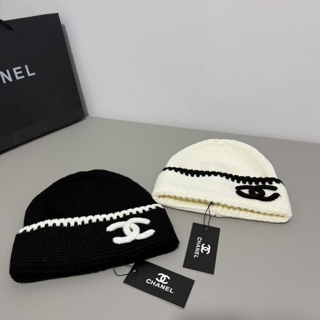 Fashion Embroidery Knit Unisex Winter Hats