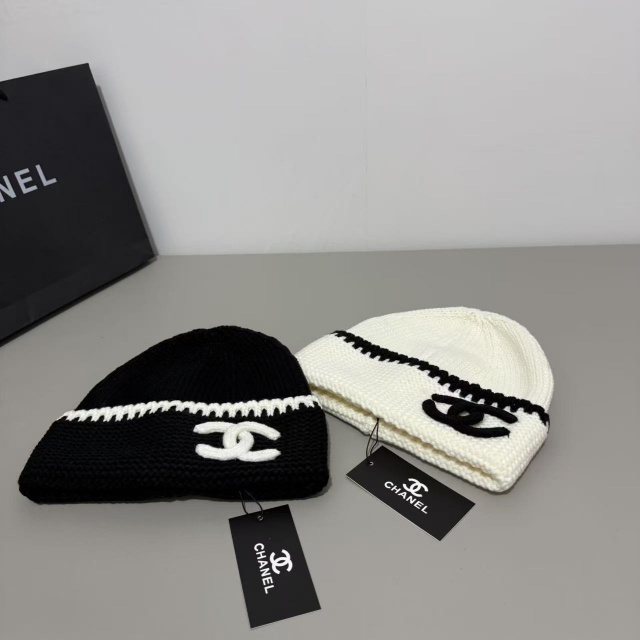 Fashion Embroidery Knit Unisex Winter Hats