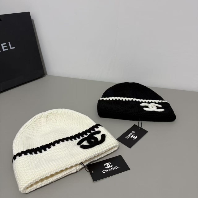 Fashion Embroidery Knit Unisex Winter Hats
