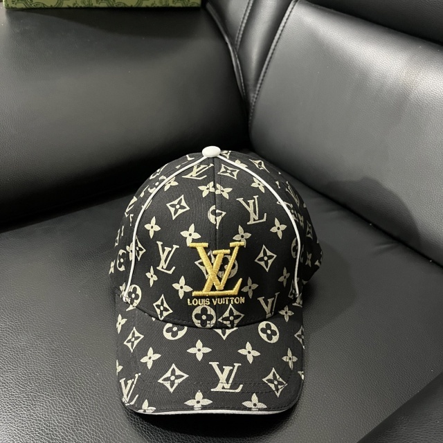 Luxury Fashion Embroidery Unisex Baseball Caps