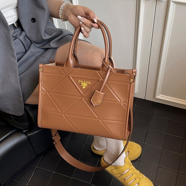 Women Luxury Fashion Leather Crossbody Handbag