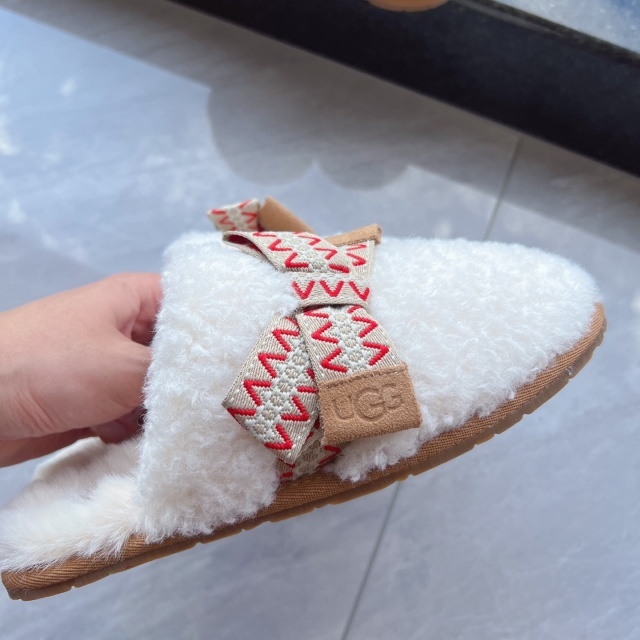 Luxury Fashion Design Women Furry Slides