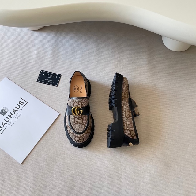 Luxury Fashion Thick-soled Women Loafers