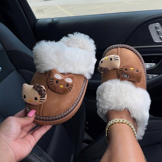 Hello-kitty Fur Slippers