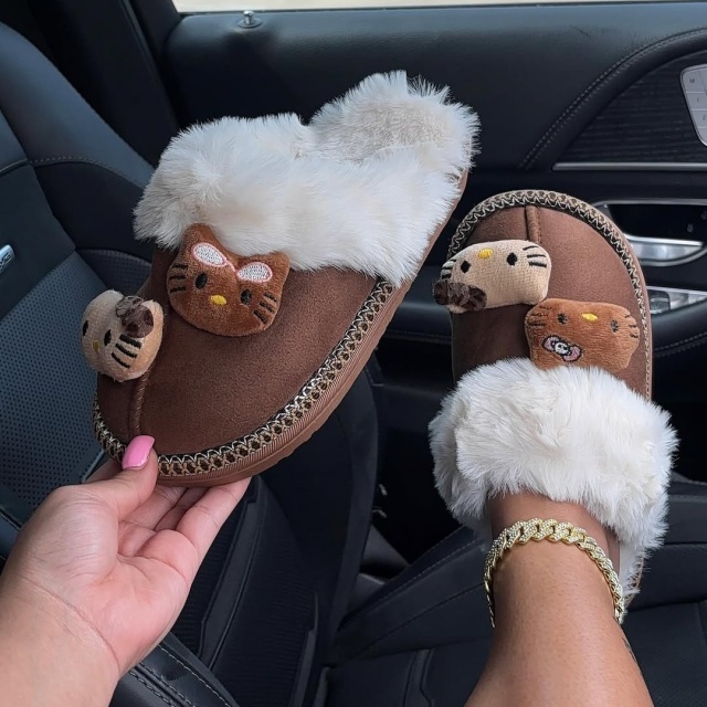 Hello-kitty Fur Slippers