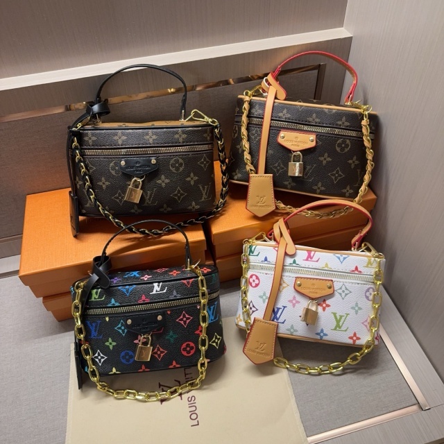 Luxury Fashion Classic Female Makeup Bags