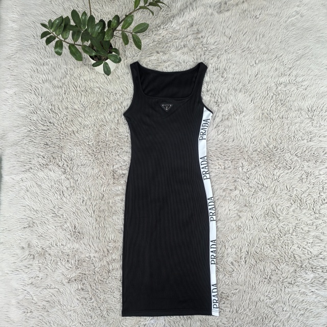 Knit Sleeveless Bodycon Dress
