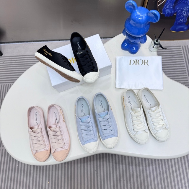 Luxury Lace-Up Women Casual Canvas Shoes