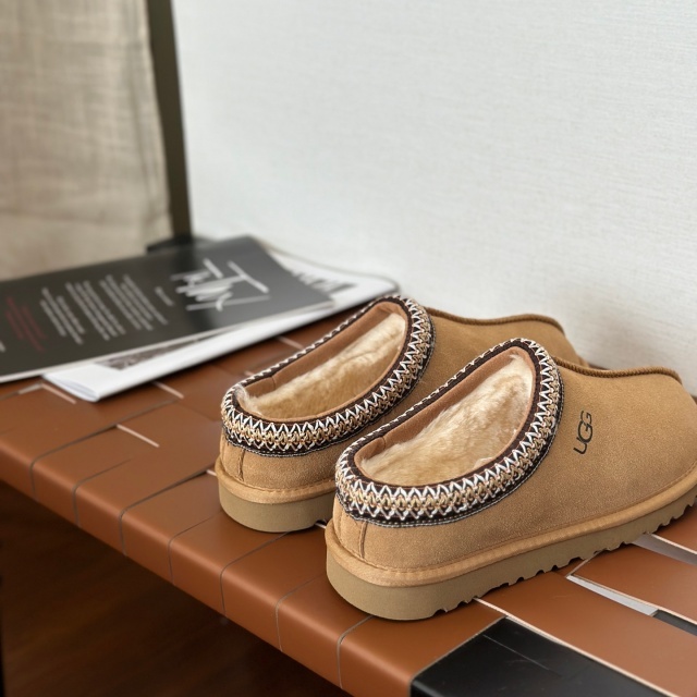 Luxury Fashion Unisex Furry Shoes