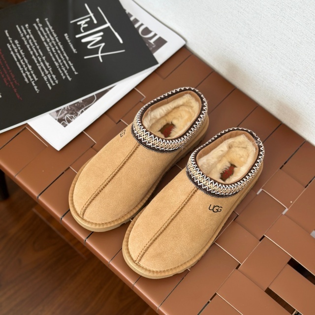 Luxury Fashion Unisex Furry Shoes