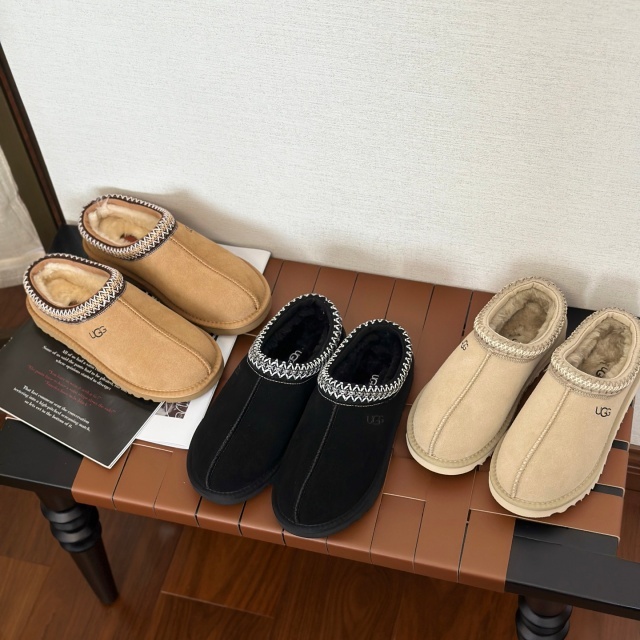 Luxury Fashion Unisex Furry Shoes