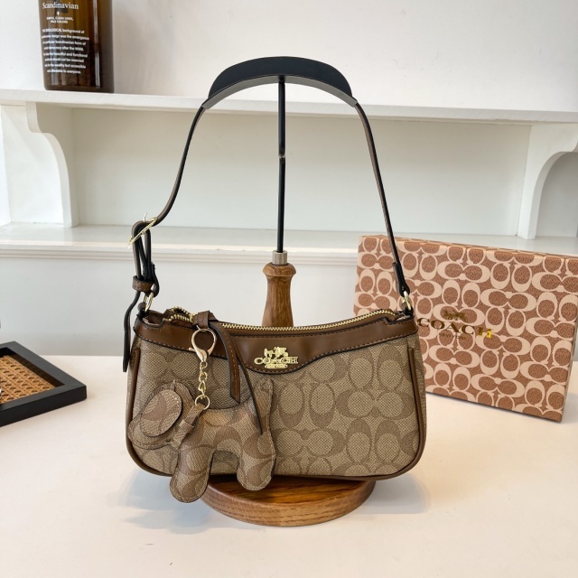 Metal Logo Luxury Leather Fashion Women Purses