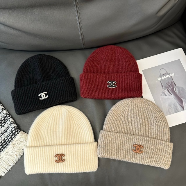 Colorblock Knitting Beanie Hats Scarf Gloves Set