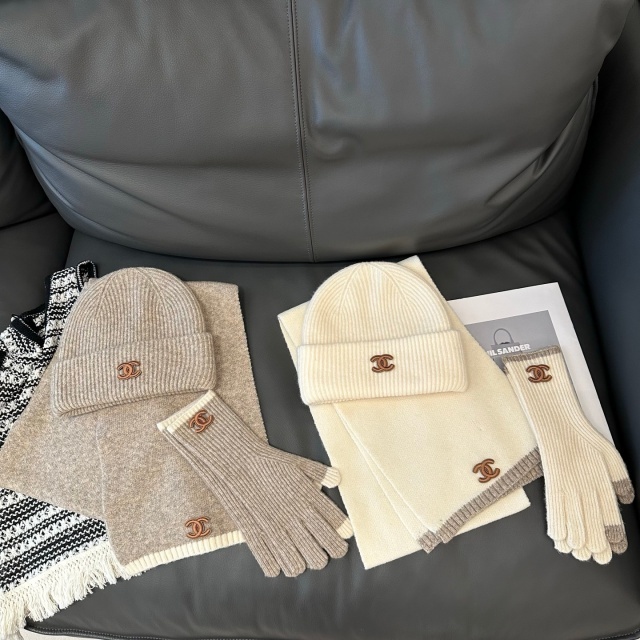Colorblock Knitting Beanie Hats Scarf Gloves Set
