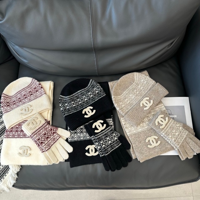 Wool Knitting Beanie Hats Scarf Gloves Set 3 Pieces
