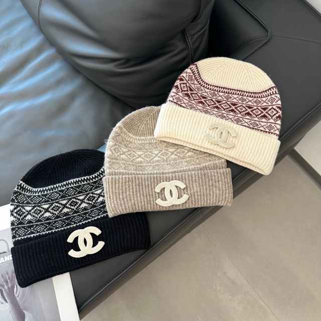 Wool Knitting Beanie Hats Scarf Gloves Set 3 Pieces