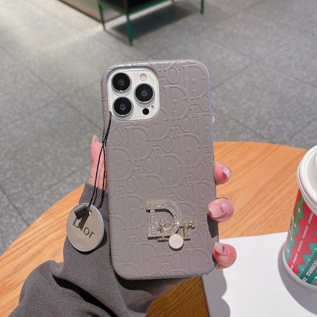 Luxury Fashion Relief Sculpture Leather Phone Cases