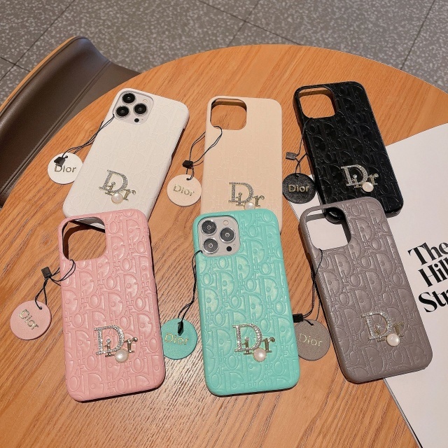 Luxury Fashion Relief Sculpture Leather Phone Cases