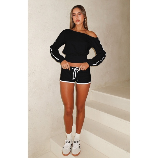 Off Shoulder Striped Fashion Two Pieces Short Set