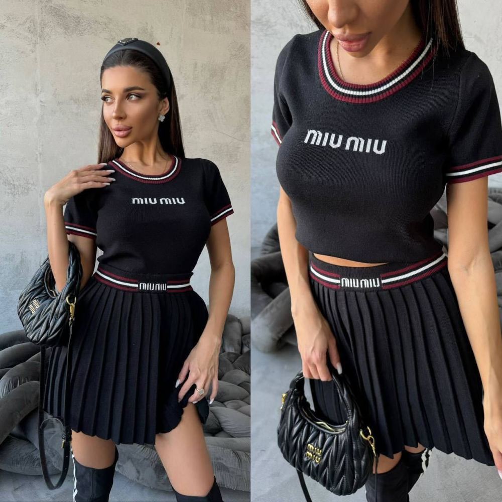 Fashion Knit Pleated Skirt Set
