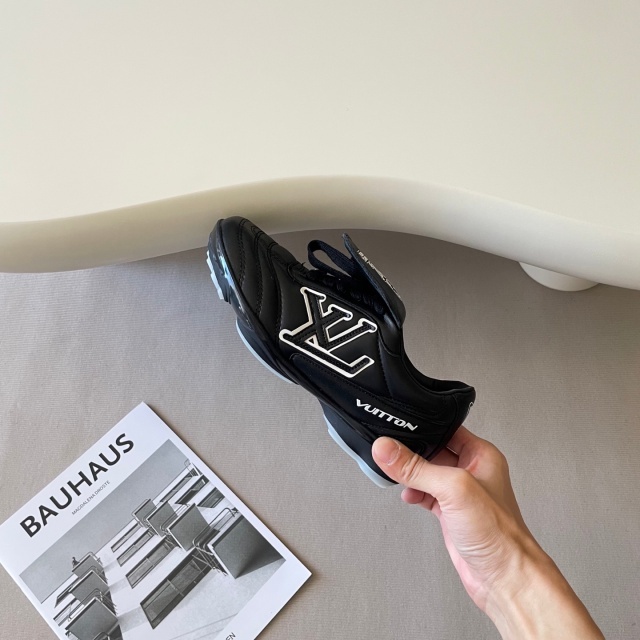 Fashion Leather Unisex Soccer Shoes Casual Shoes