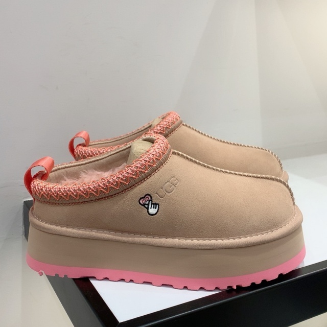 Thick-Soled Fashion Winter Furry Shoes