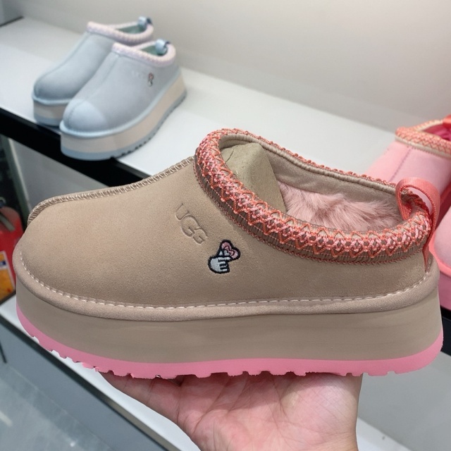 Thick-Soled Fashion Winter Furry Shoes