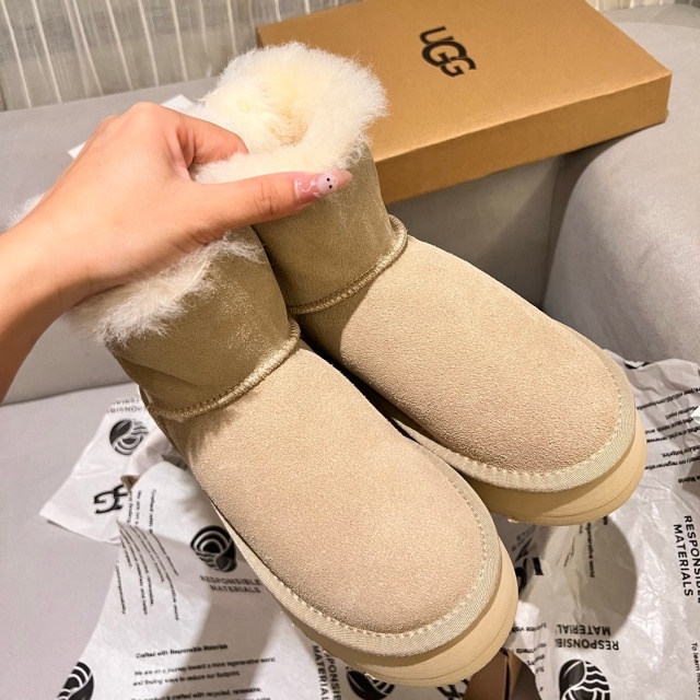 Thick-Soled Winter Furry Snow Boots