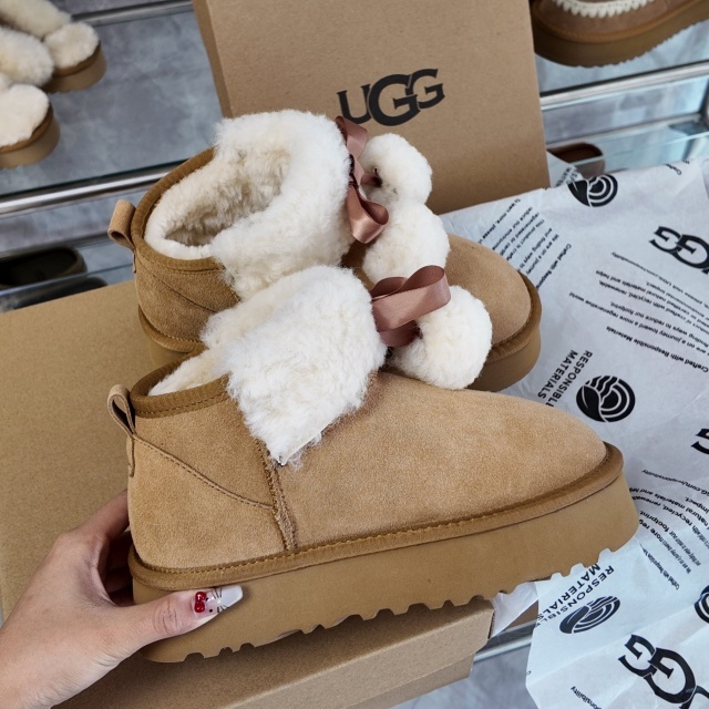 Winter Fashion Thick-Soled Wool Furry Boots
