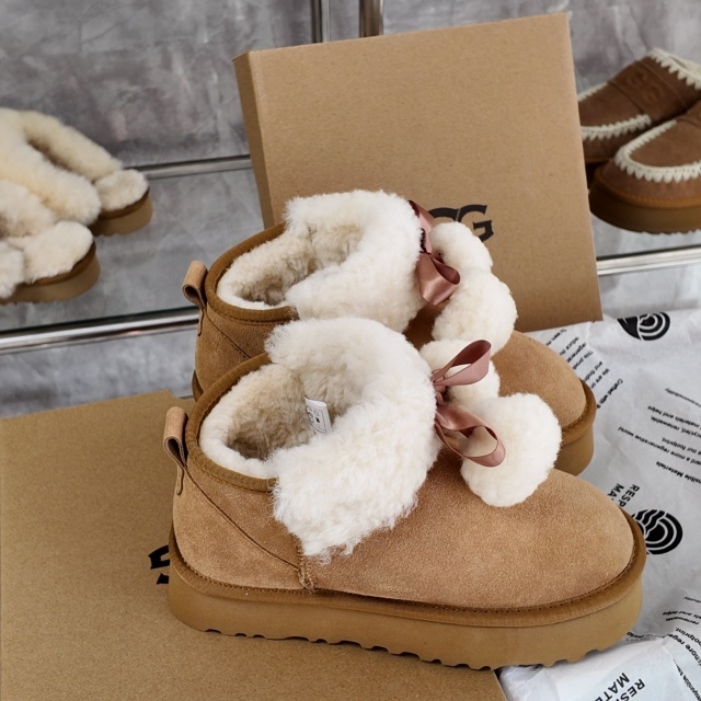 Winter Fashion Thick-Soled Wool Furry Boots