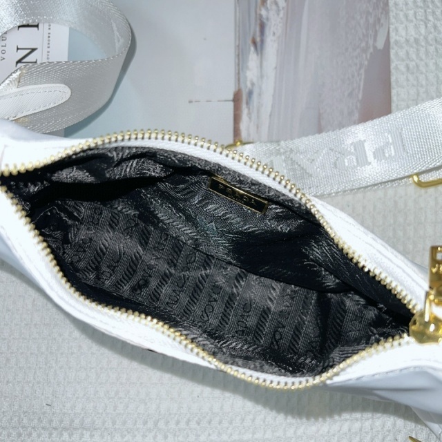 Fashion Logo Women Messenger Bags