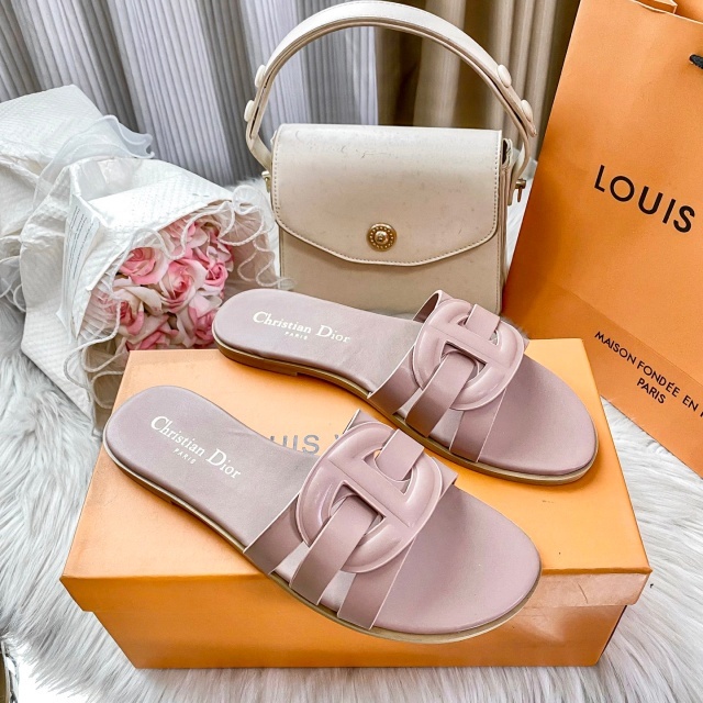 Luxury Fashion Hollow Out Women Casual Slipper