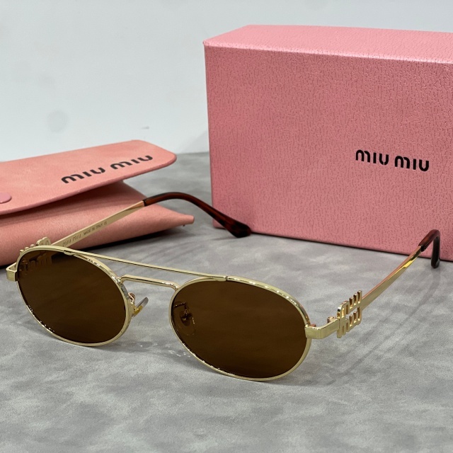 Retro Small Frame Sunglasses