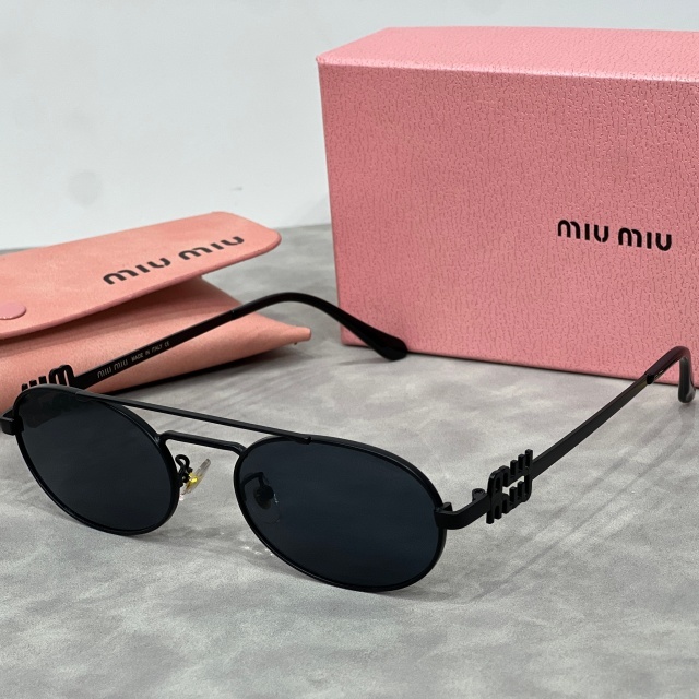 Retro Small Frame Sunglasses