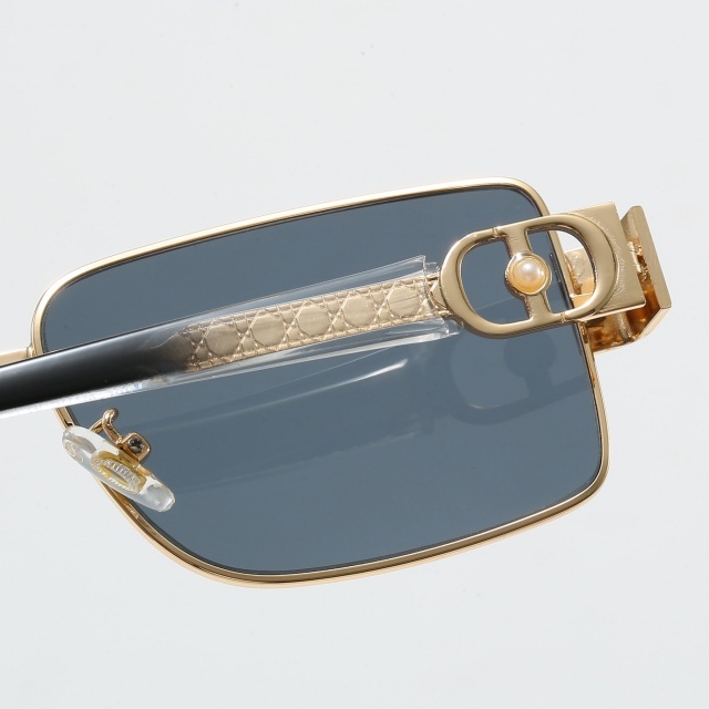 Gradient Color Metal Frame Luxury Glasses