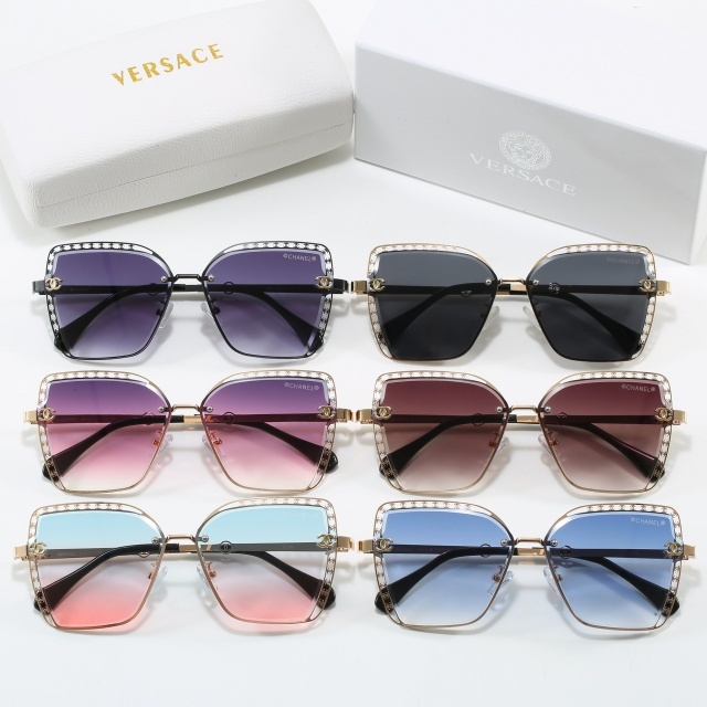 Small Metal Oval Frame Luxury Sunglasses