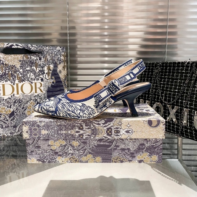Embroidery Fashion Women High Heels